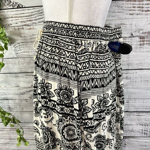 L.A. Harts Skirt size Small Black White Paisley Retro Flowers Hippie Midi Boho - Picture 9 of 13